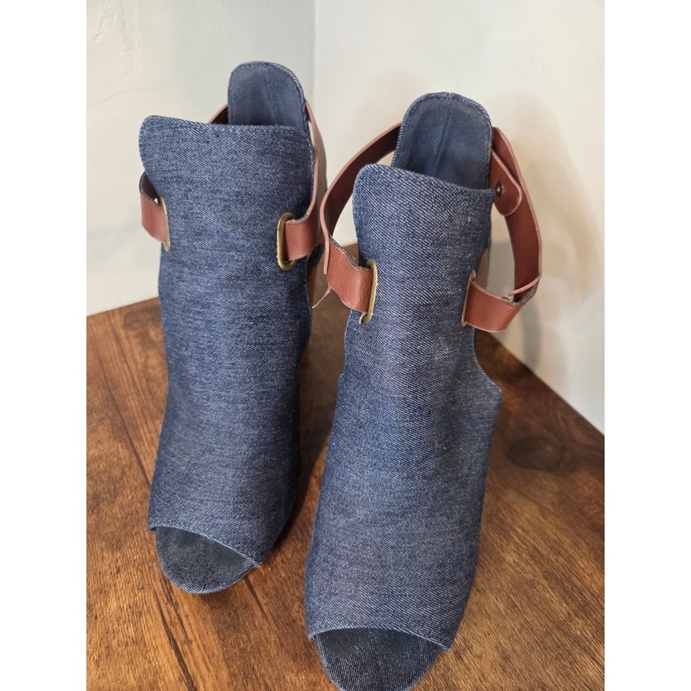 Shoedazzle‎ Rika Denim Peep Toe Booties 8 Blue Block Heel Ankle Strap Shoes - Picture 4 of 5